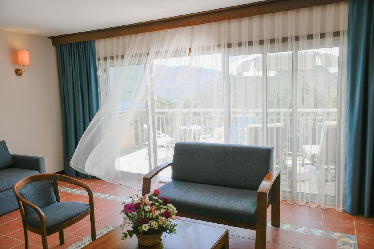 Hotel Happy
